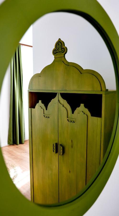 Bed and Breakfast Conacul Olarilor Baia de Fier Esterno foto