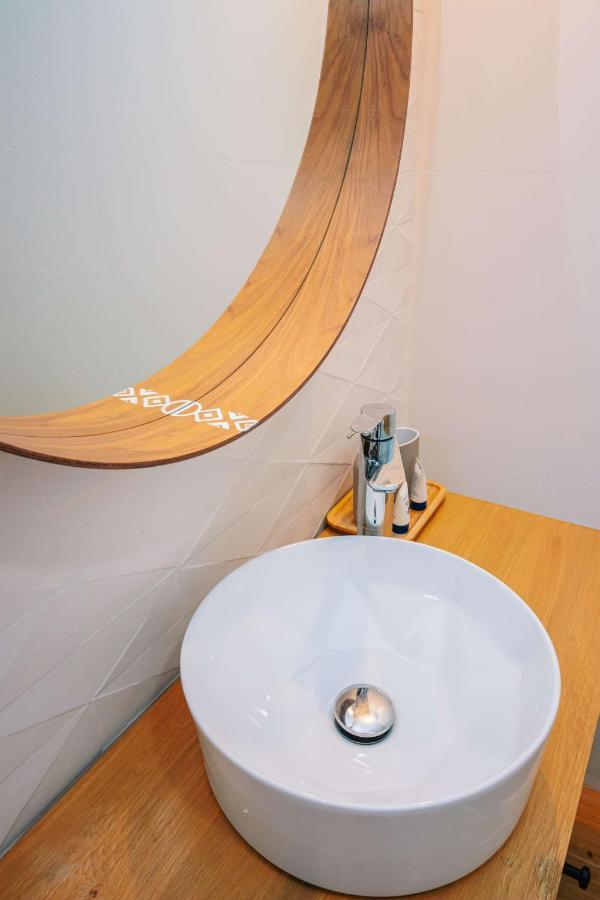 Bed and Breakfast Conacul Olarilor Baia de Fier Esterno foto