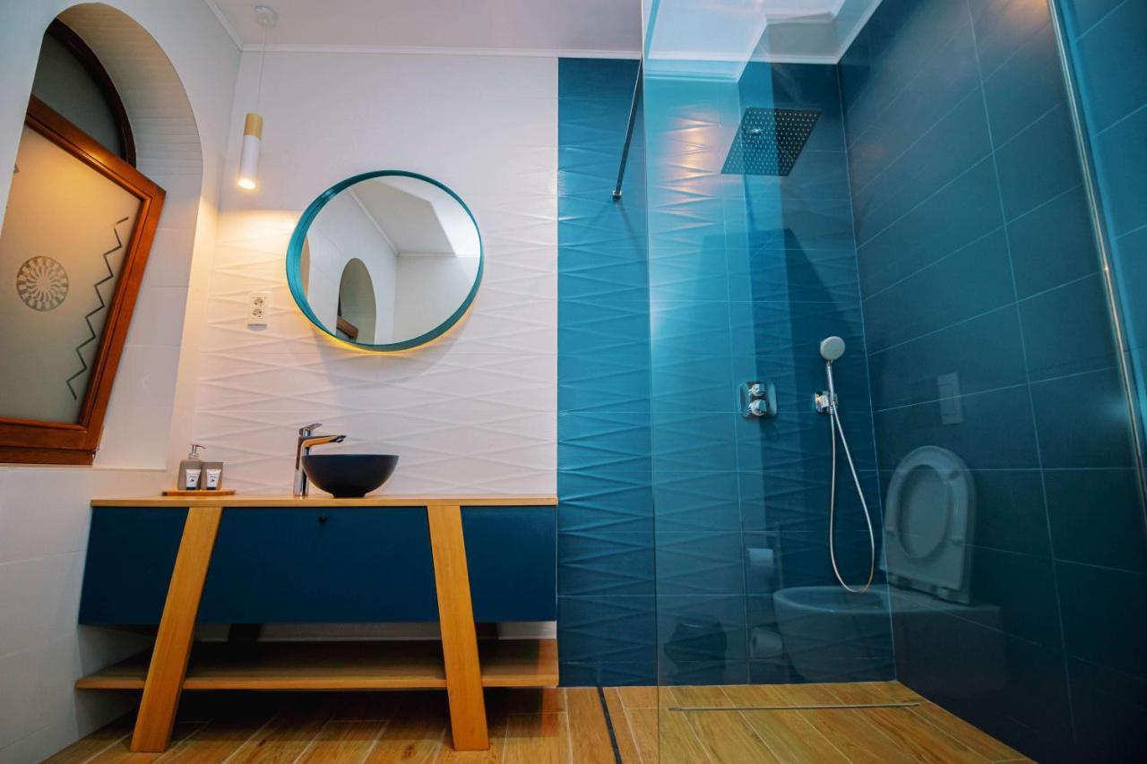 Bed and Breakfast Conacul Olarilor Baia de Fier Esterno foto